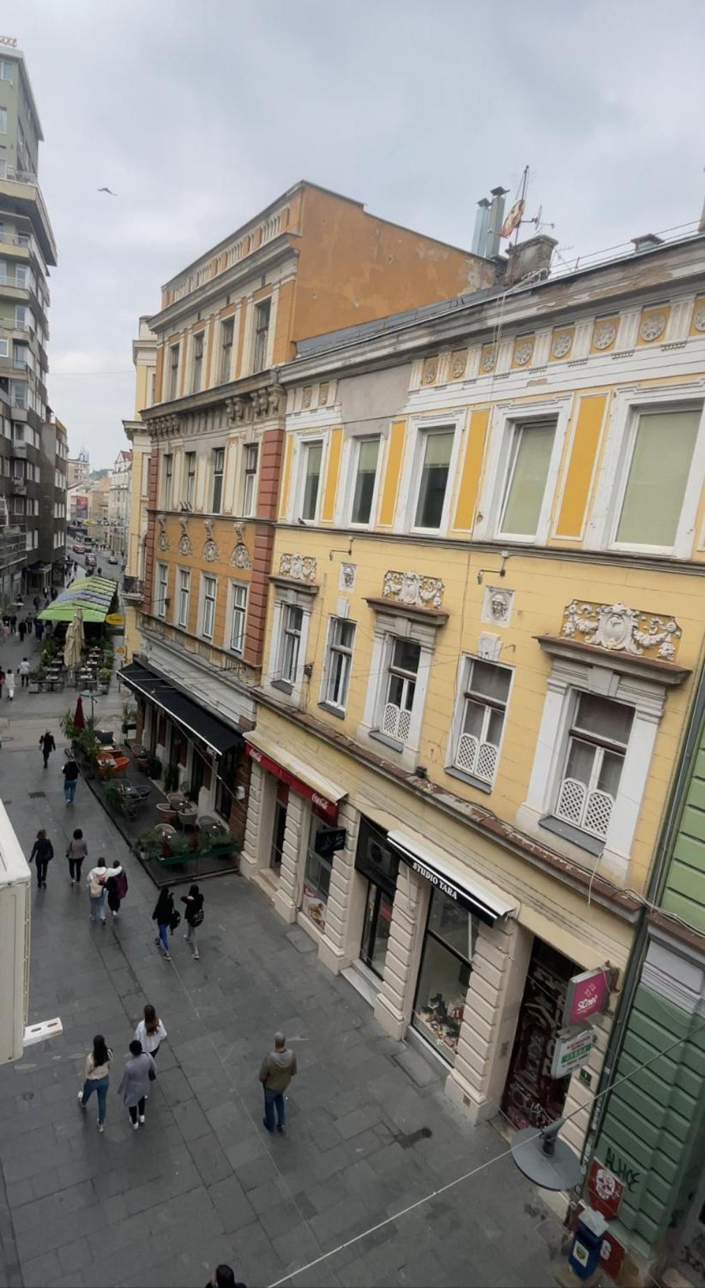 Main Street Retreat Apartment With Free Parking Sarajevo Ngoại thất bức ảnh